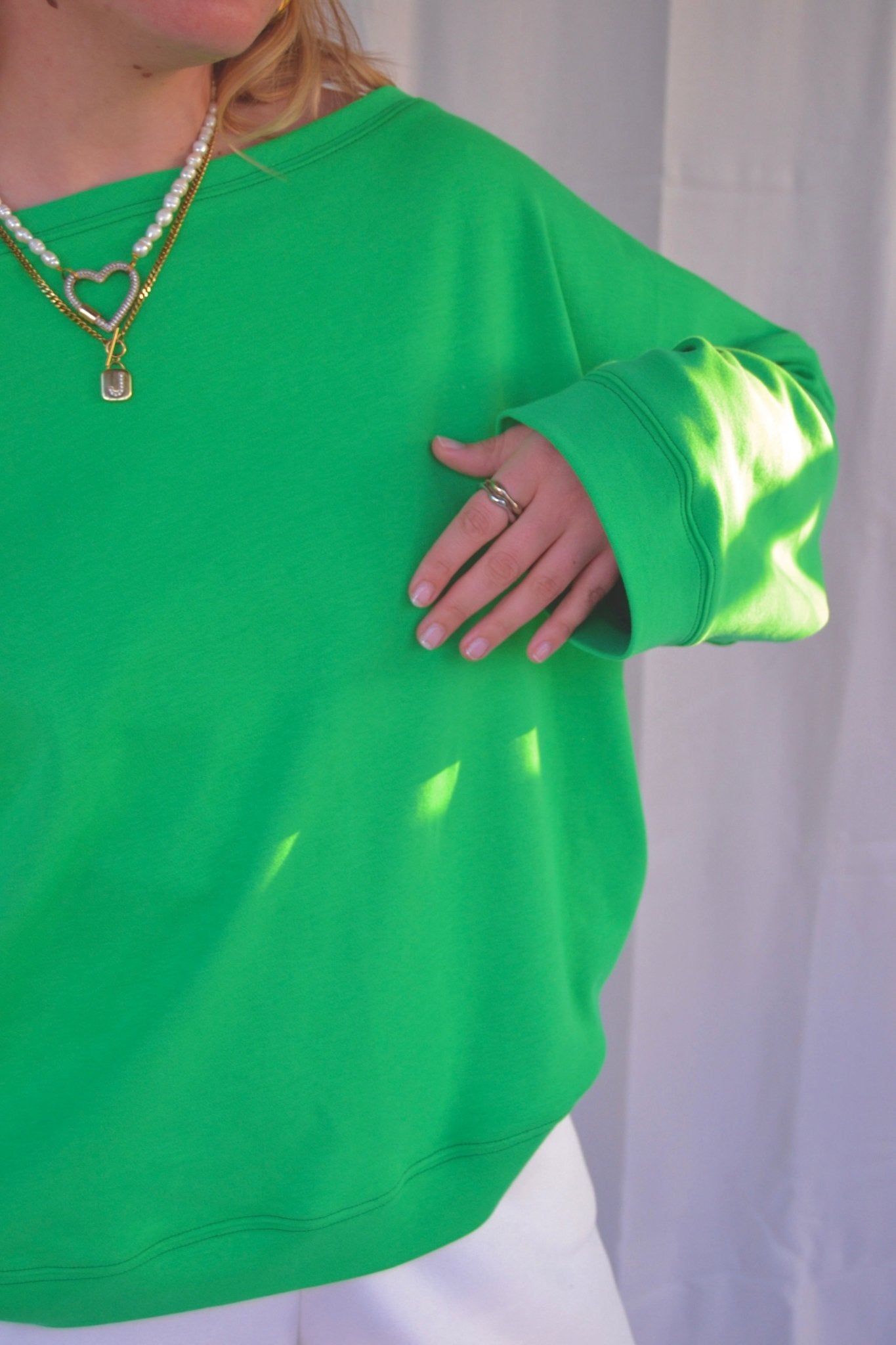 SUNSET SWEATER GREEN - WHERE'ELS