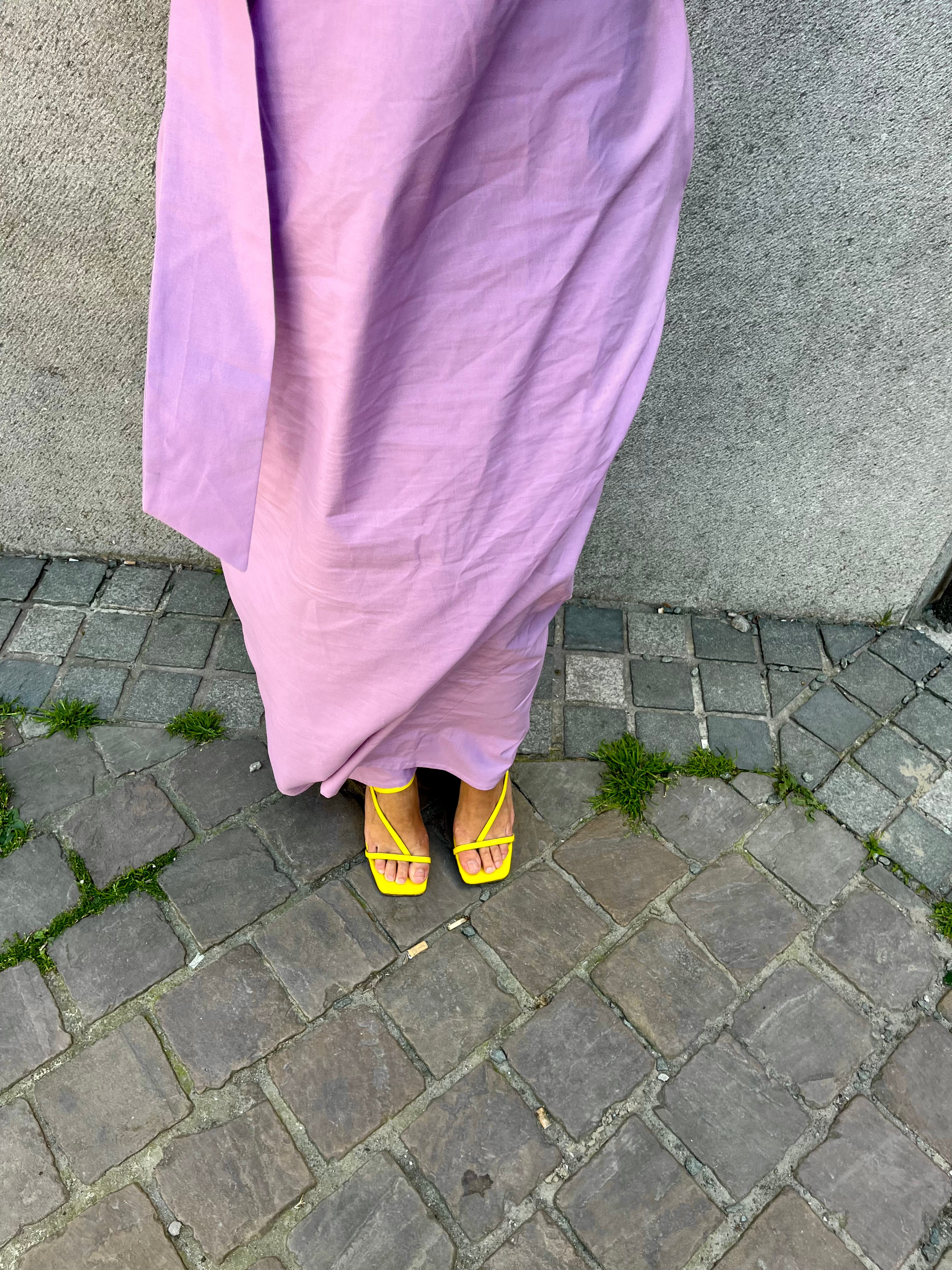 OFF-THE-SHOULDER DRESS LAVENDER