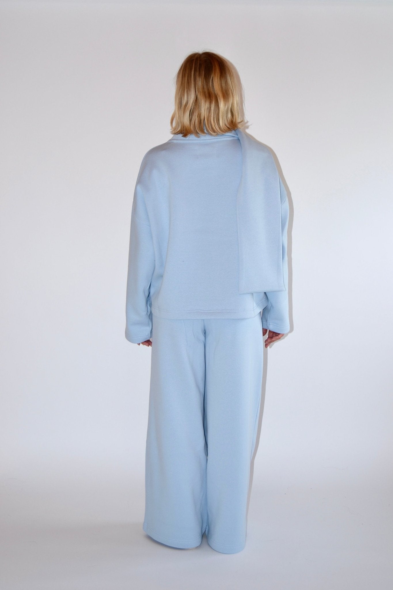 COMING SOON - EASY SET SWEATER & SCARF - LIGHT BLUE - WHERE'ELS