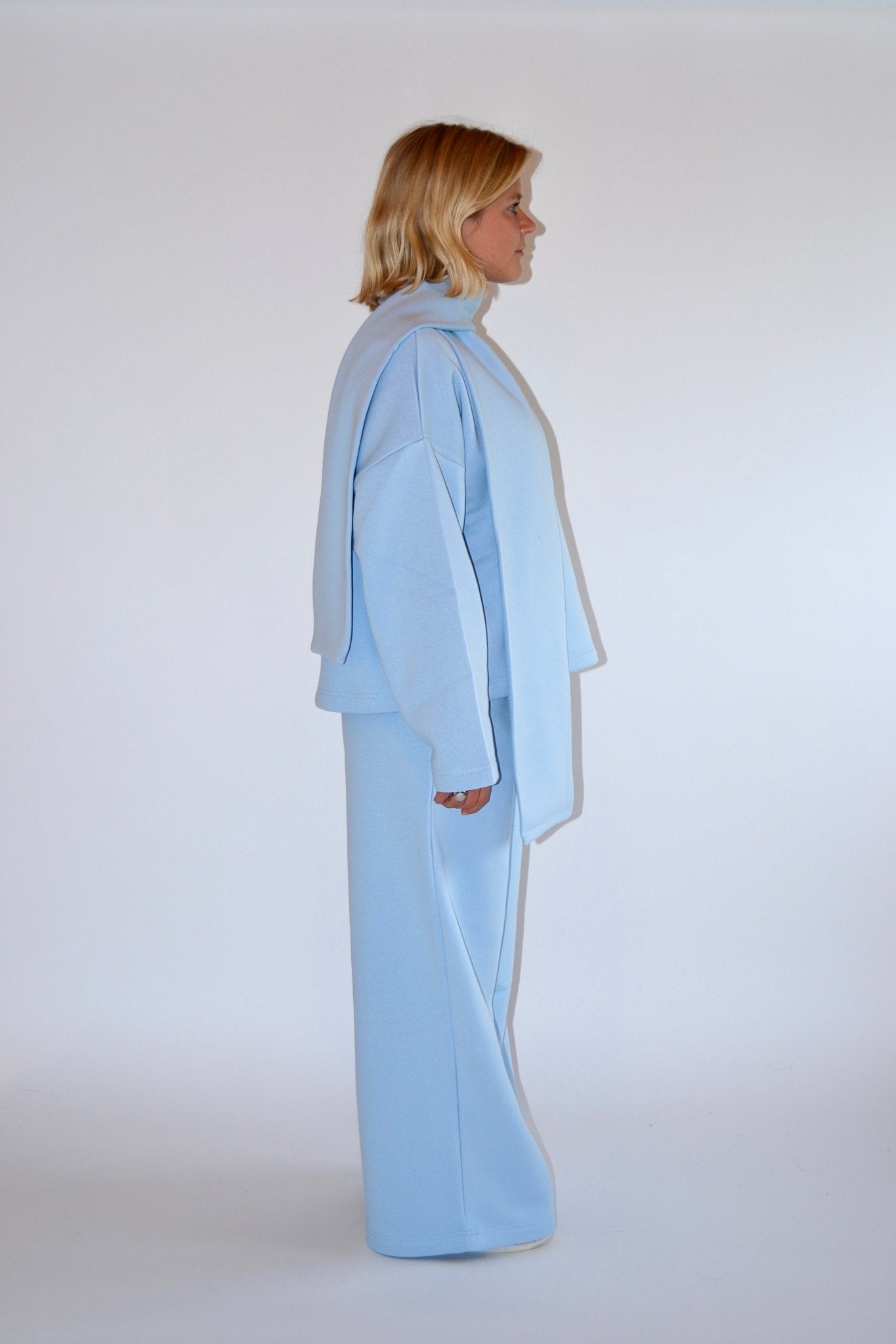 COMING SOON - EASY SET SWEATER & SCARF - LIGHT BLUE - WHERE'ELS