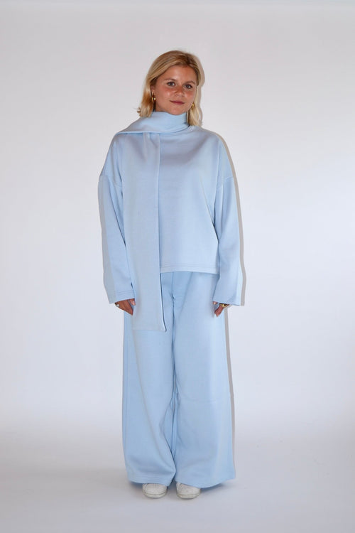 COMING SOON - EASY SET SWEATER & SCARF - LIGHT BLUE - WHERE'ELS