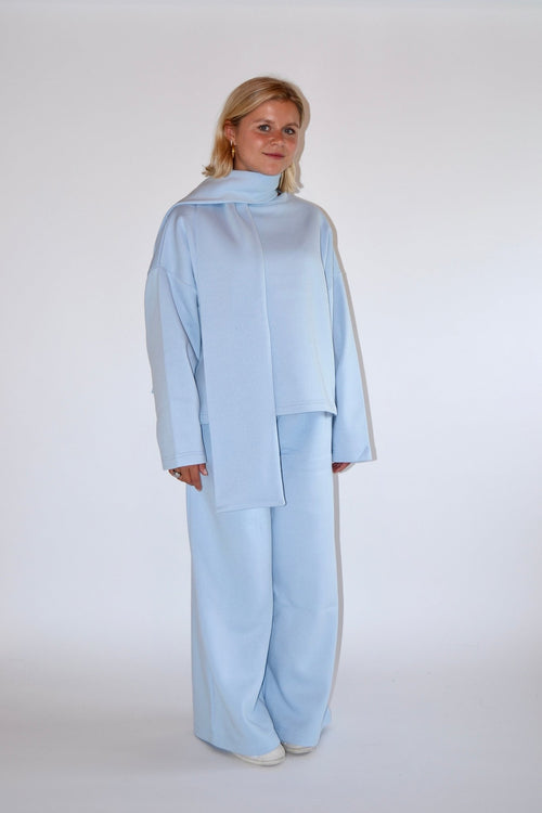 COMING SOON - EASY SET SWEATER & SCARF - LIGHT BLUE - WHERE'ELS