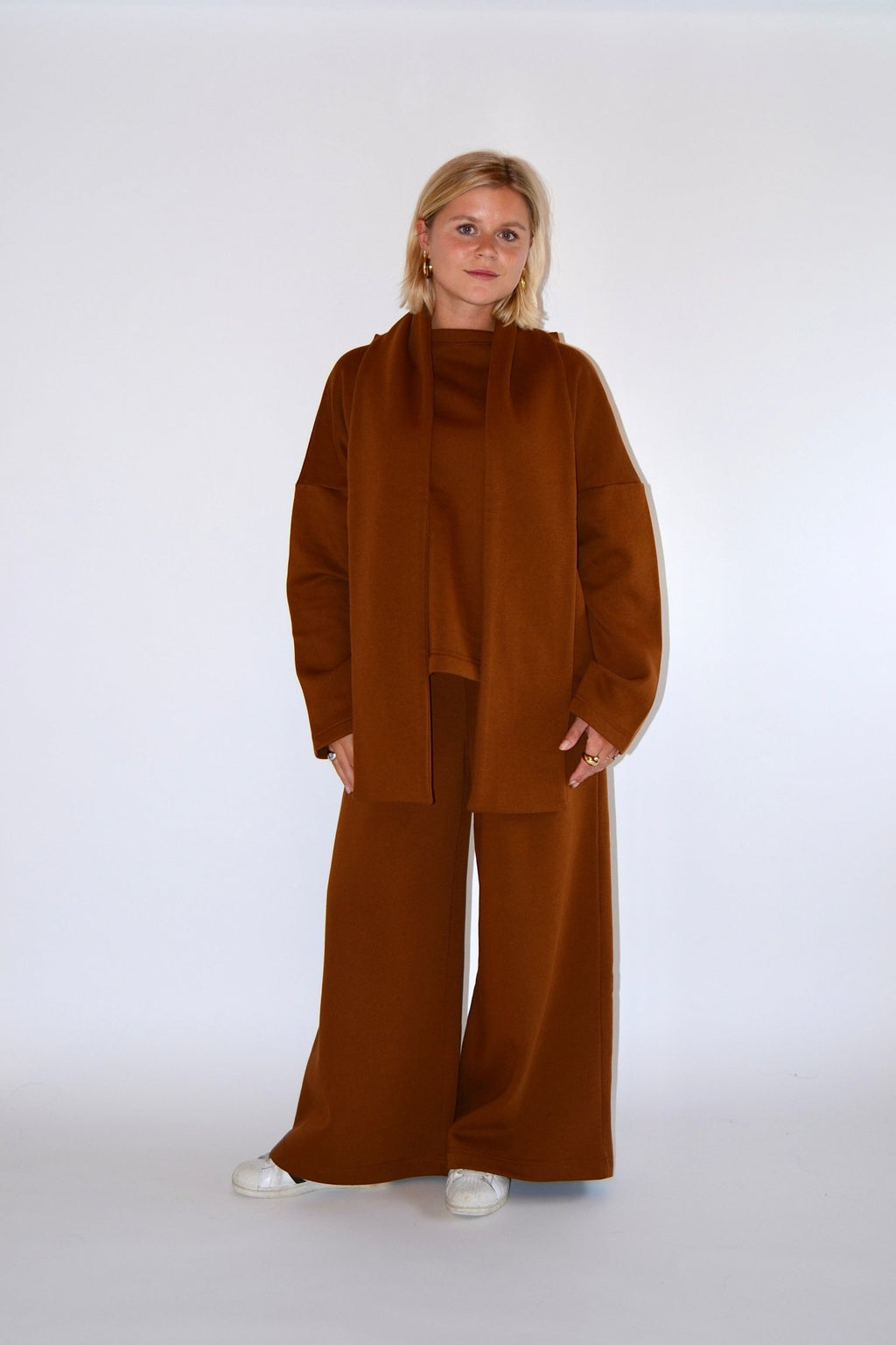 EASY SET SWEATER & SCARF - BROWN - WHERE'ELS