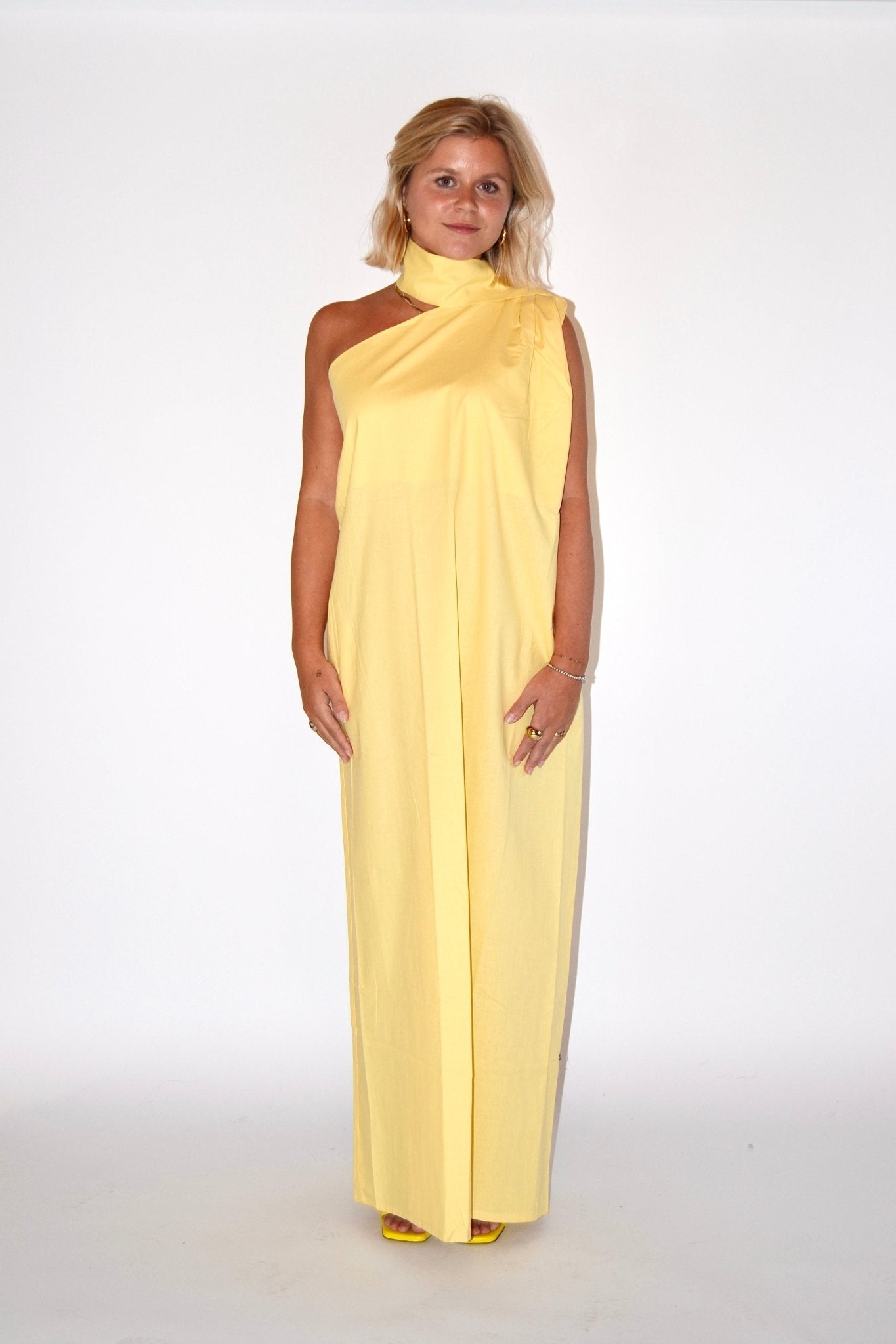 butter yellow off the shoulder dress ZAPAKA Women Yellow A-Line Maxi Dress Off the Shoulder Ruched Wedding Guest Dress with Pockets, Yellow / US24W