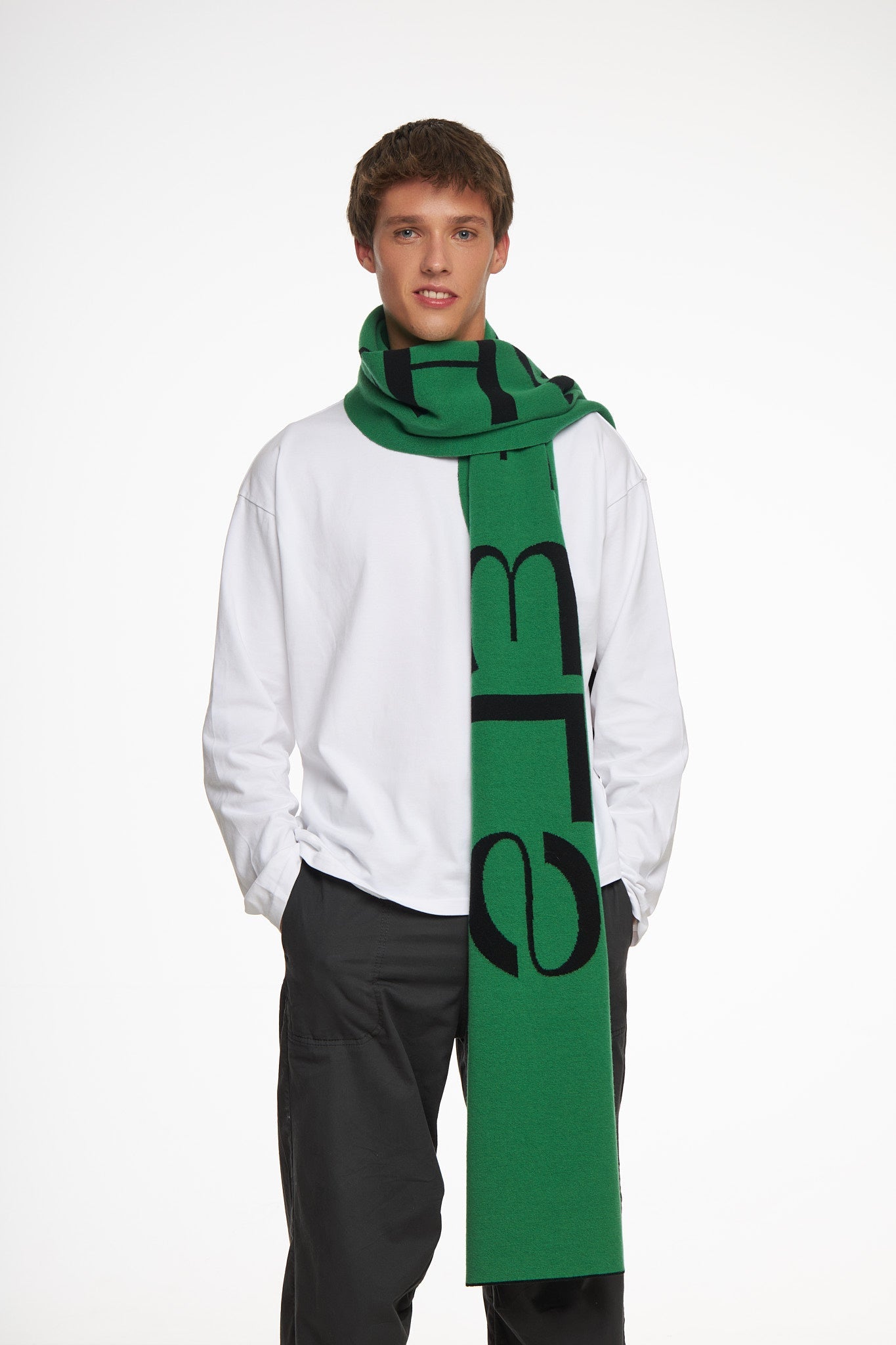 SCARF BLACK/GREEN - WHERE'ELS