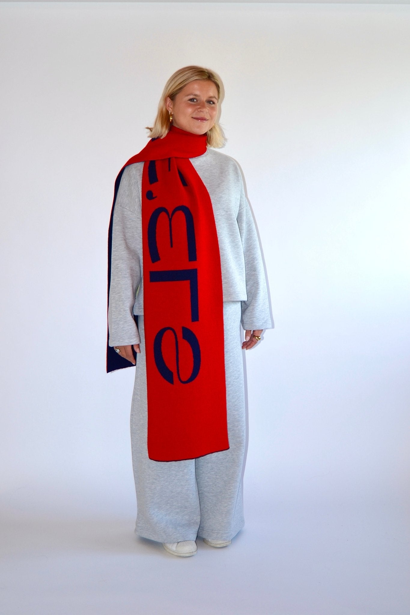 SCARF RED/NAVY - WHERE'ELS