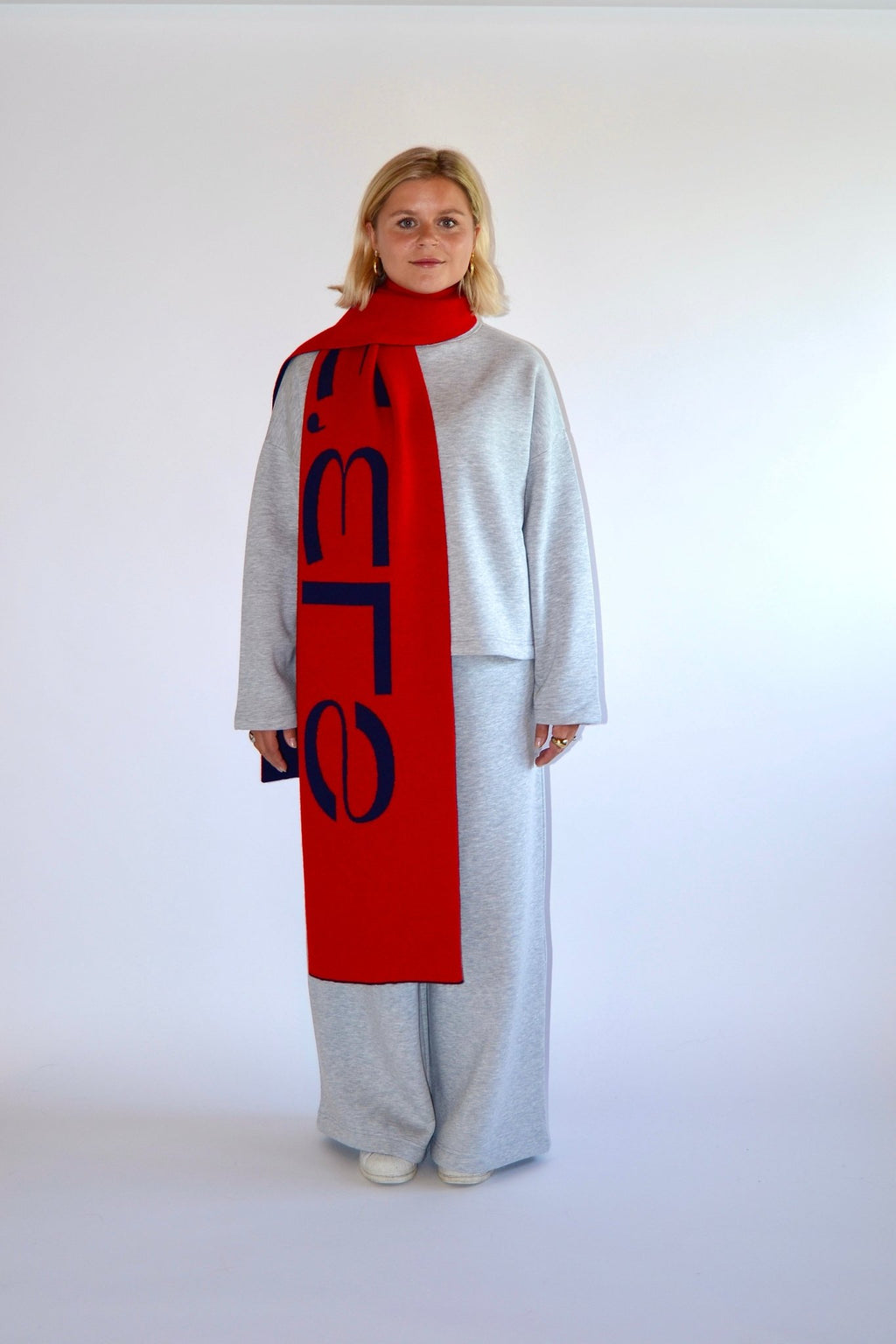 SCARF RED/NAVY - WHERE'ELS