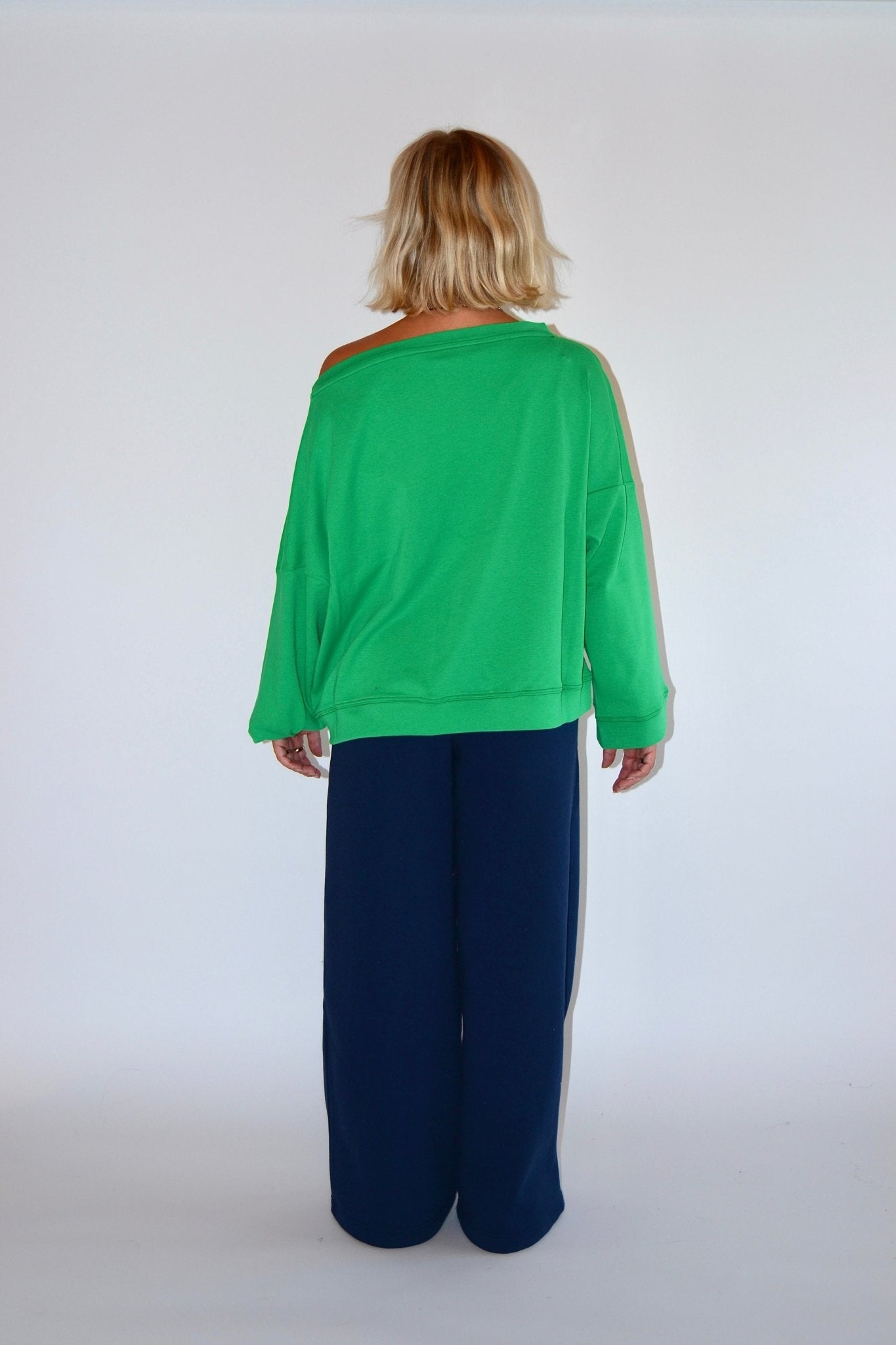 SUNSET SWEATER GREEN - WHERE'ELS