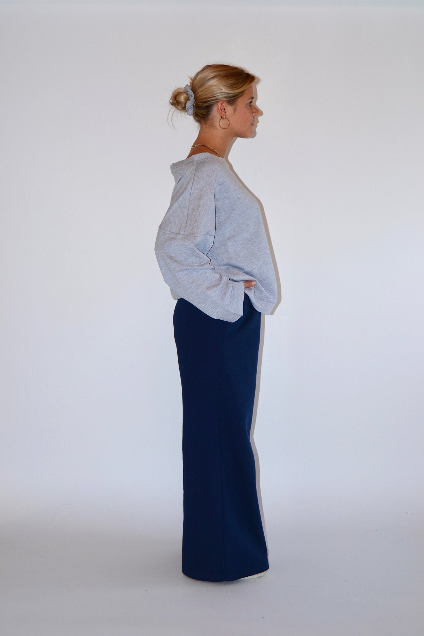 SUNSET SWEATER GREY - WHERE'ELS