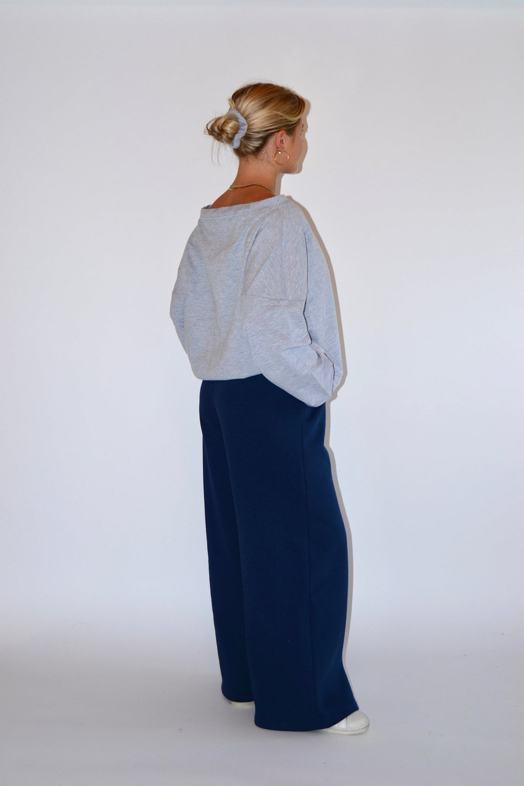 SUNSET SWEATER GREY - WHERE'ELS