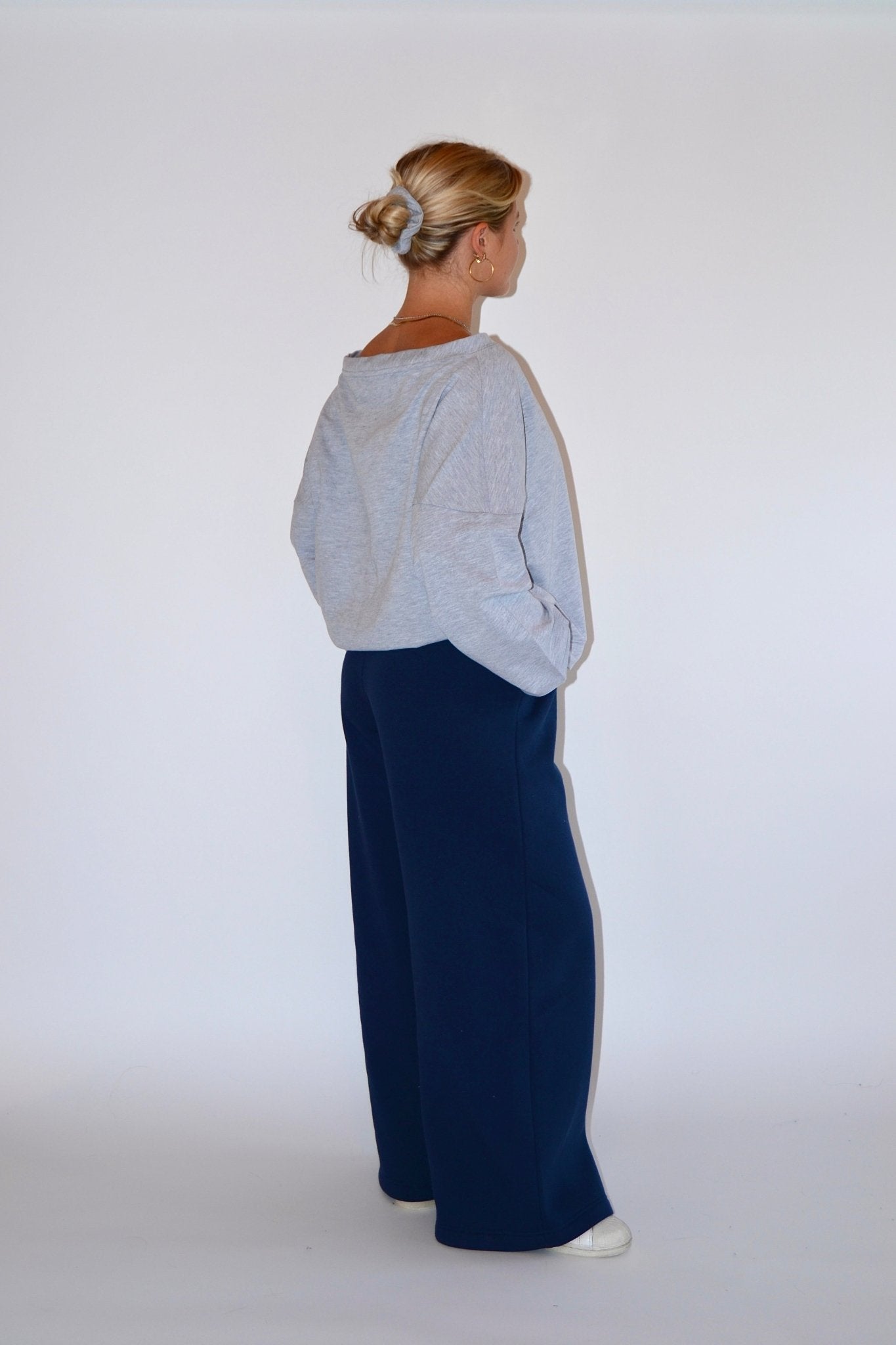 SUNSET SWEATER GREY - WHERE'ELS